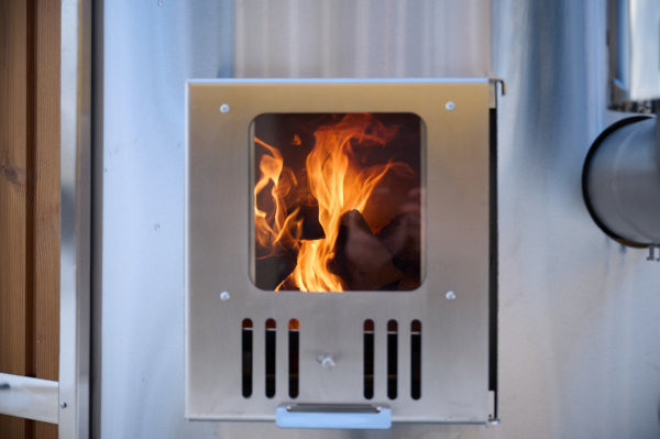 vedeldad kamin